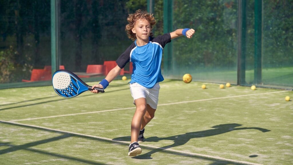 how-to-start-padel-for-kids-in-the-uae-2