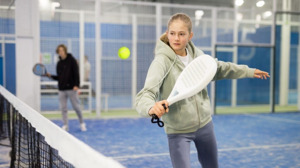 how-to-start-padel-for-kids-in-the-uae-4