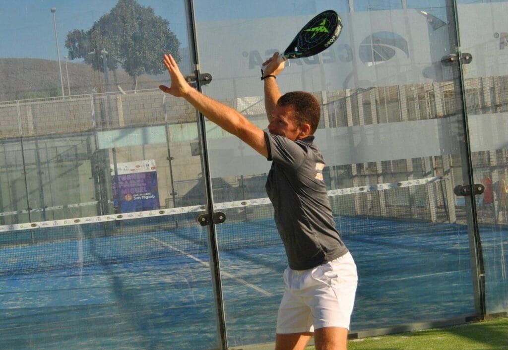 bandeja padel-5